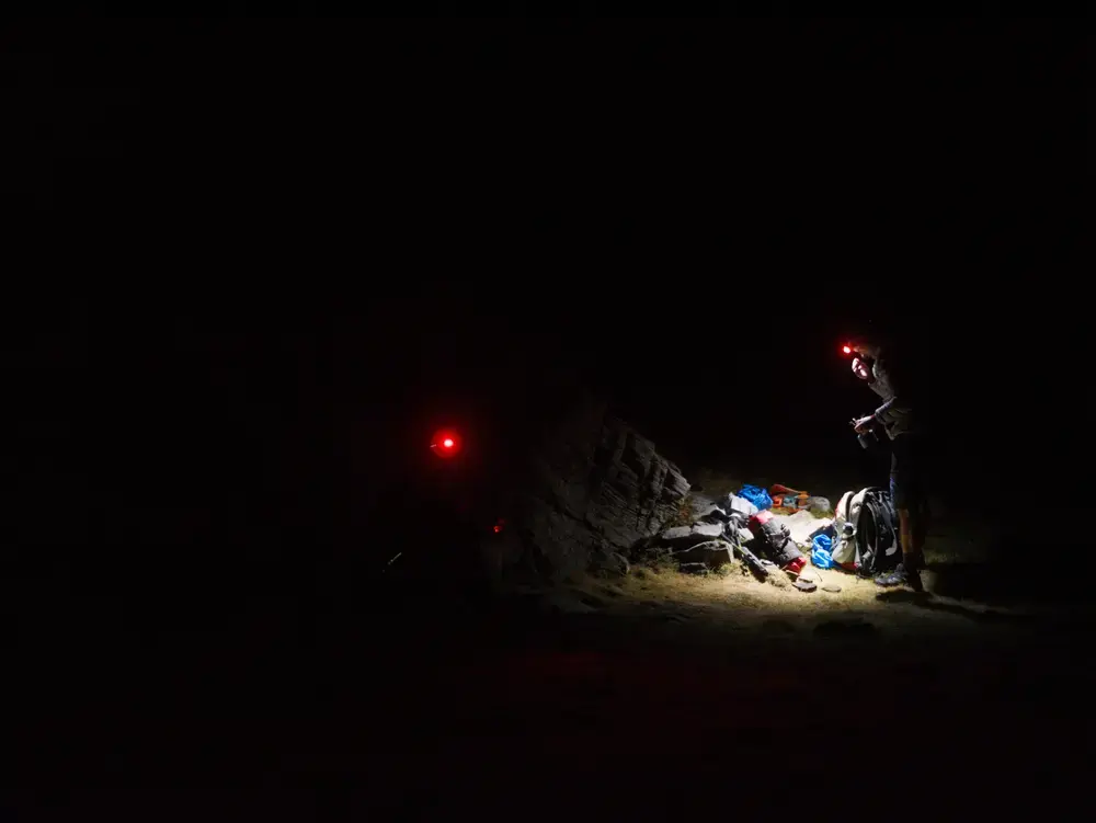 réveil de nuit à 4h30 pour départ 5h pour l'ascension du col des Sarradets