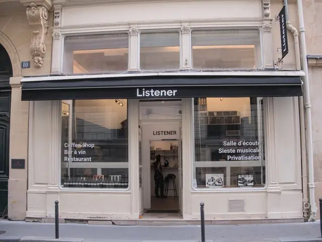 le Listener, 10 rue de viviene Paris 02 - Bar et Salle d'écoute de musique de haute qualité