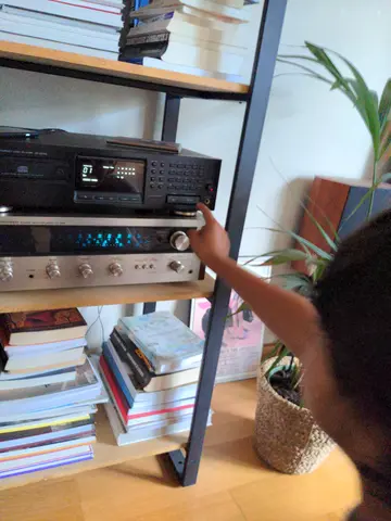 Introduction à l'ampli HIFI à mon fils de 9 ans